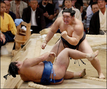 20111026-sumo-info  asa 20050724-02594688-jijp-spo-view-001.jpg